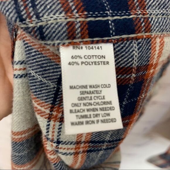 Field & Stream men’s medium shirt - Picture 3 of 4